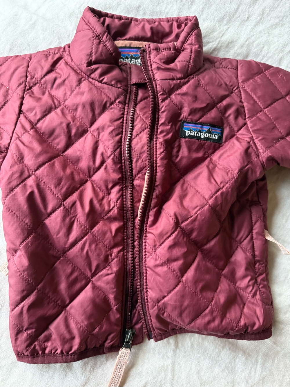 Baby Patagonia puffer jacket 3-6 months. Pink.
